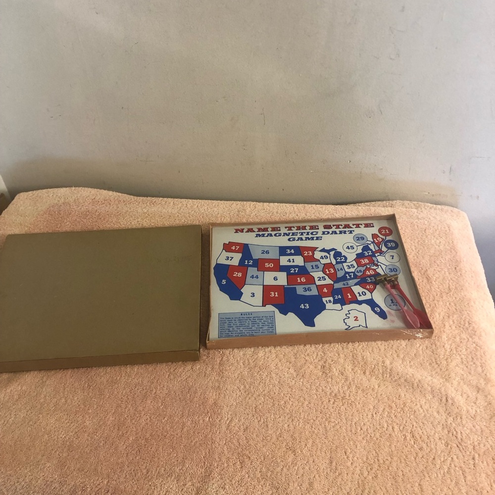 Vintage 12”x9” Name The State Magnetic Dart Game NOS